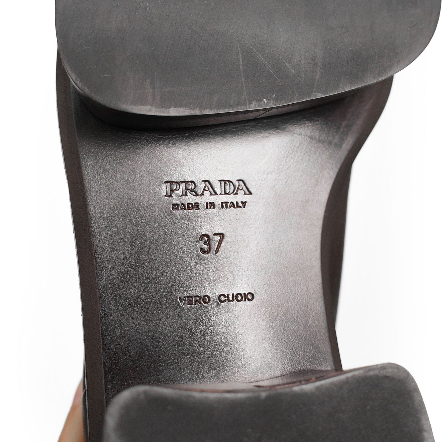 Prada SS 1999 split sole knee boots composed of canvas and leather. Size EU 37 / UK 4. Available at Artefact Archive.