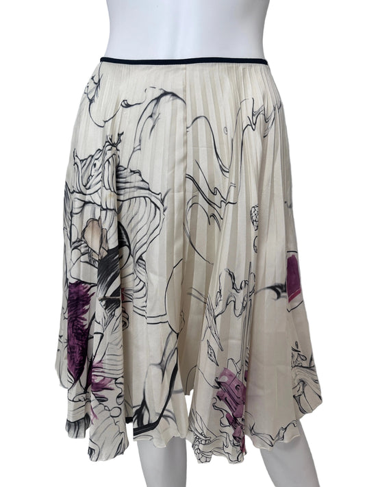 Prada fairy skirt on a white mannequin