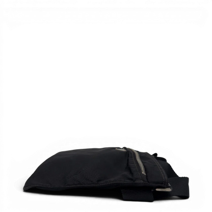 https://cdn.shopify.com/s/files/1/0564/9376/8855/files/Prada_Umhangetasche_basic_aus_Nylon_schwarz_3.webp?v=1782386017