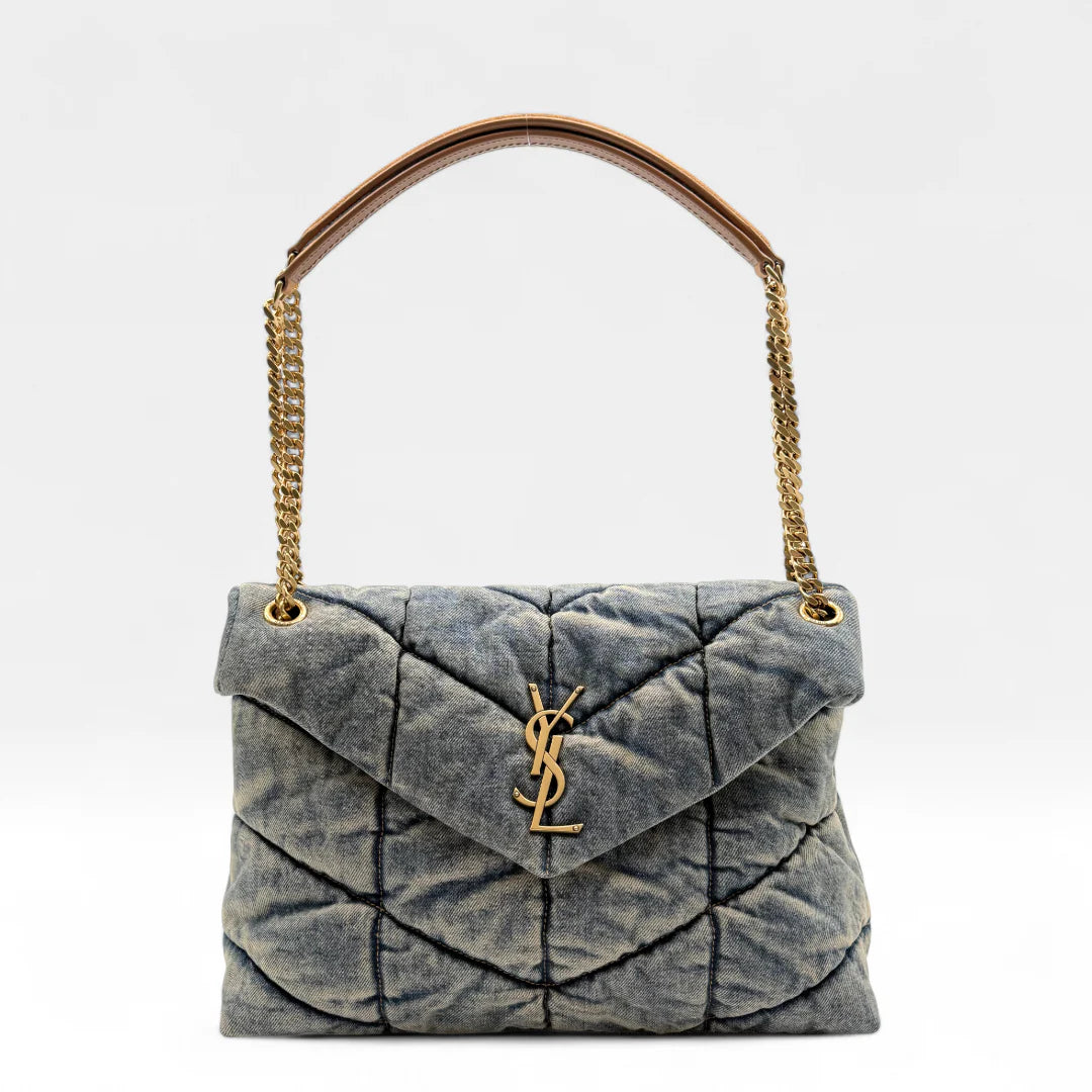 https://cdn.shopify.com/s/files/1/0564/9376/8855/files/Saint_Laurent_Handtasche_Loulou_Puffer_medium_Denim_blau_handbag0771.webp?v=1761140133