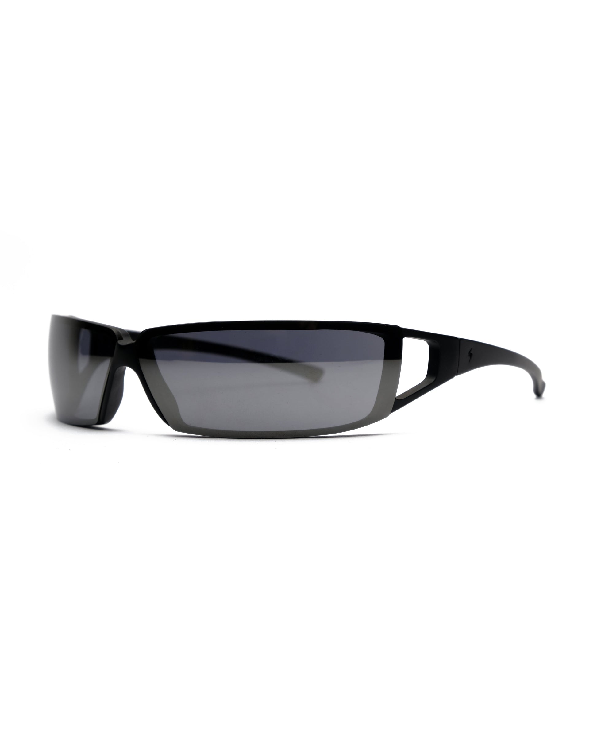 https://cdn.shopify.com/s/files/1/0818/5459/5398/files/Sting11.jpg?v=1784208131