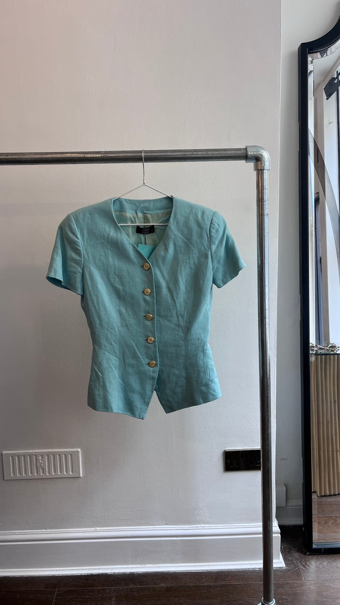 https://cdn.shopify.com/s/files/1/0932/4167/2018/files/UNADJUSTEDNONRAW_thumb_5ce1.jpg?v=1782906569