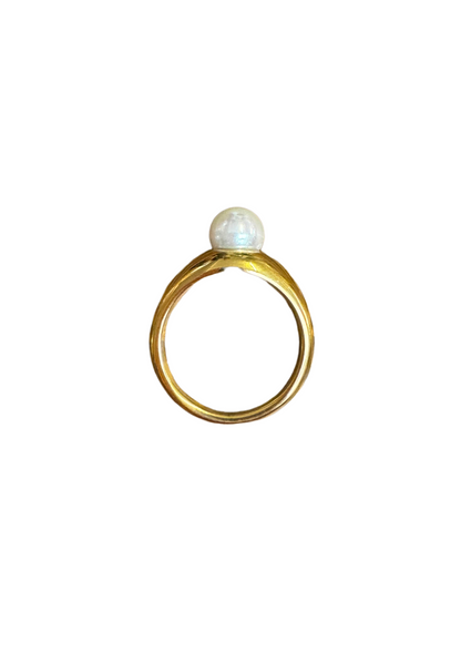 Singular Pearl Ring