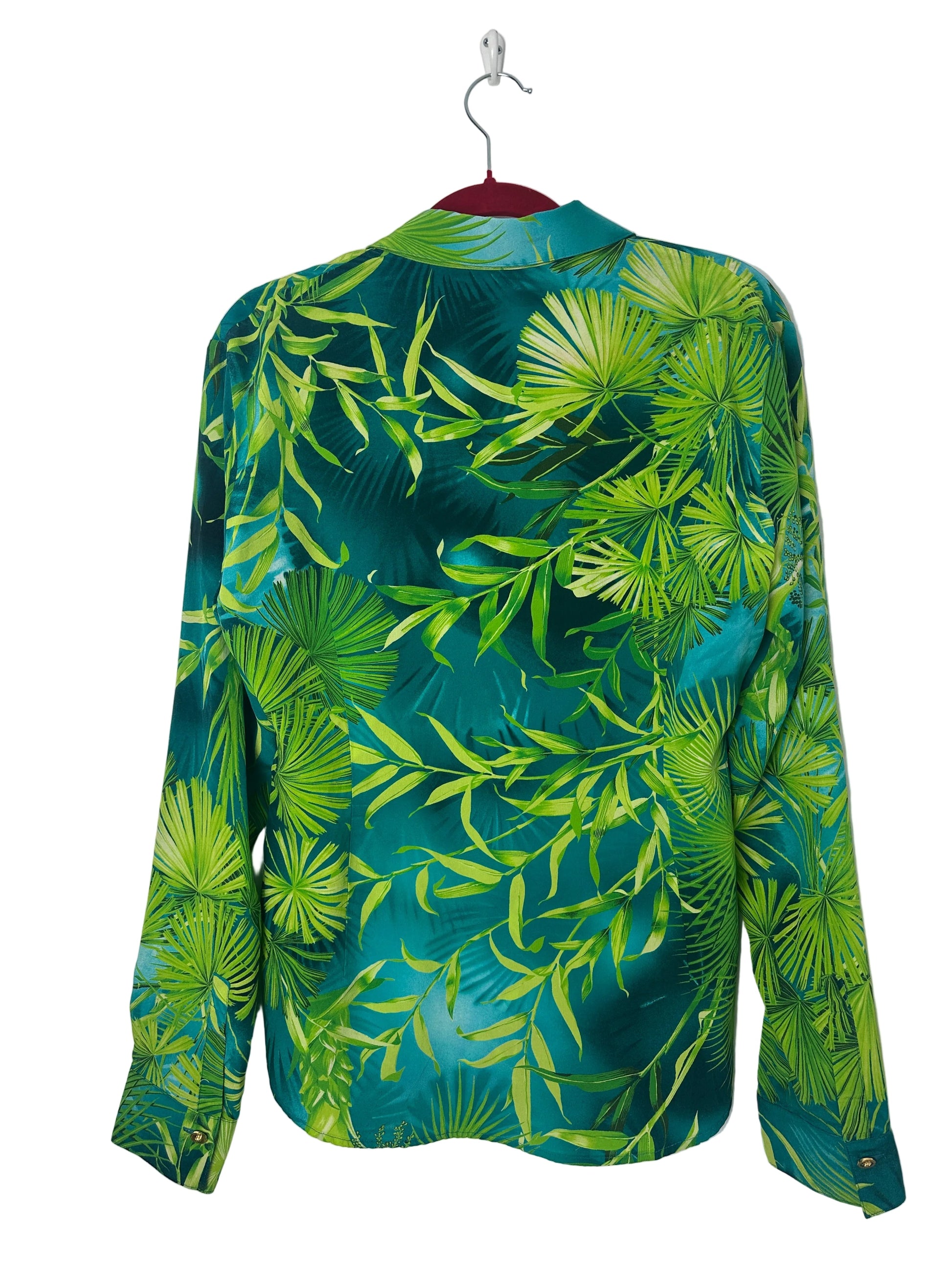 https://cdn.shopify.com/s/files/1/0900/2729/5066/files/Versace_Jungle_Print_Shirt_Hanger_Back.jpg?v=1769704172