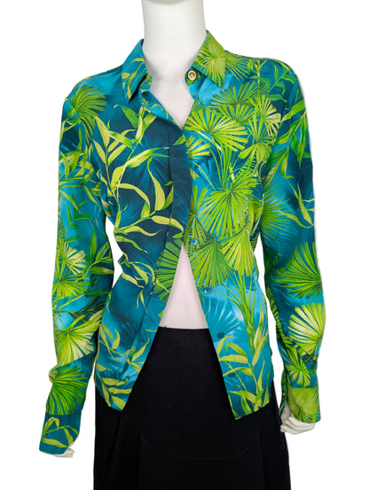 https://cdn.shopify.com/s/files/1/0900/2729/5066/files/Versace_Jungle_Print_Shirt_Mannequin.jpg?v=1769703800
