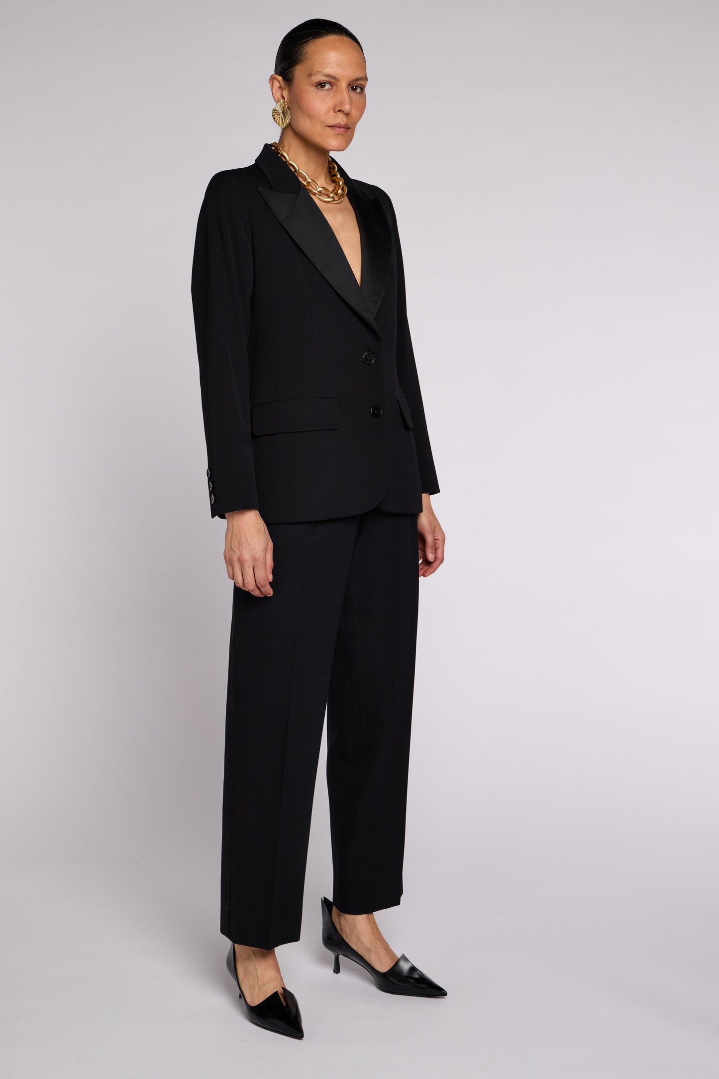 https://images.squarespace-cdn.com/content/v1/647deca2e9dd1d6177bd43cb/ed0046bd-94f2-4b37-93e9-2222a11449ba/YSL80SCLASTUX_+6-2.jpg