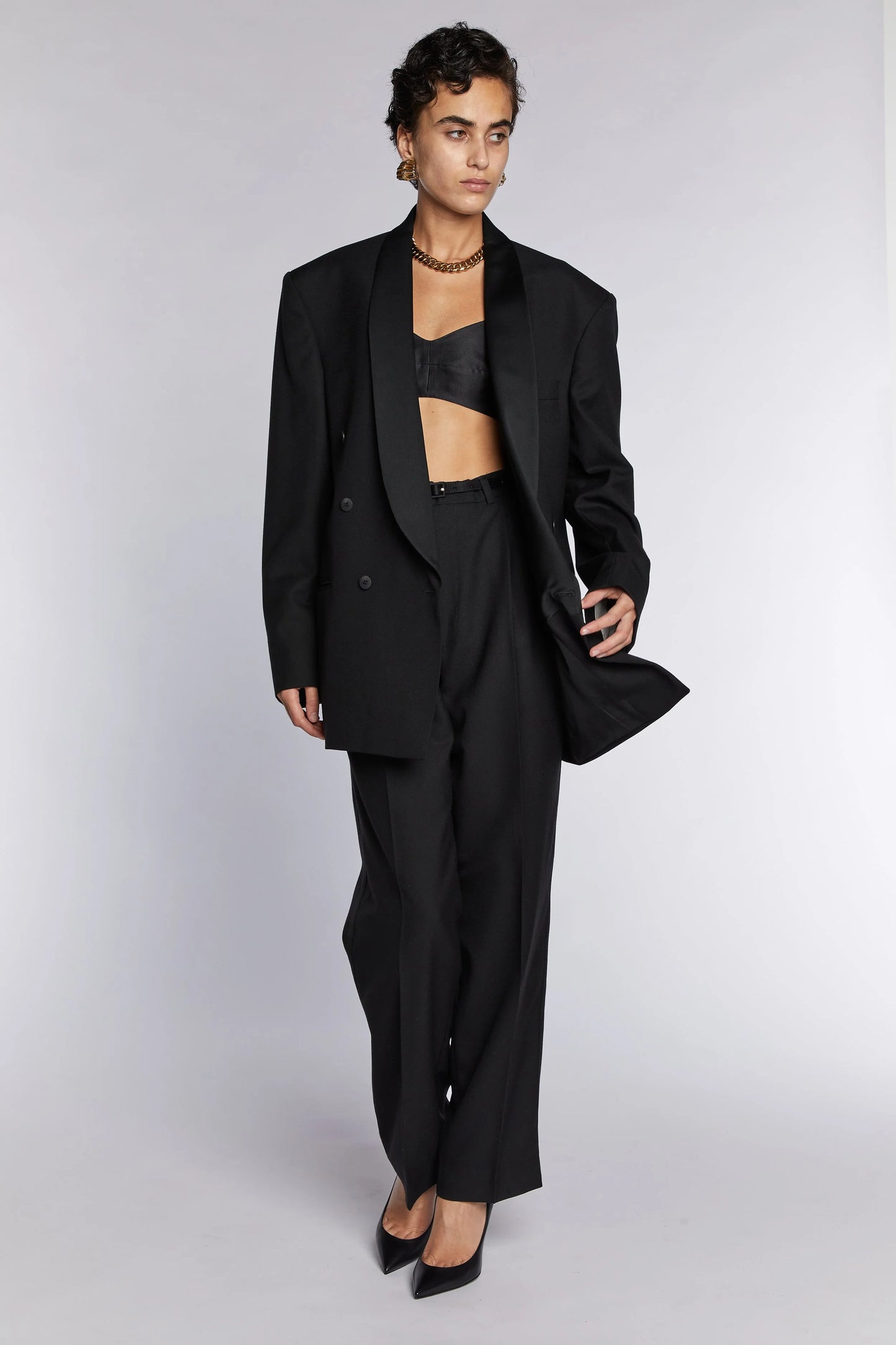 https://images.squarespace-cdn.com/content/v1/647deca2e9dd1d6177bd43cb/13bbb8e2-bbc6-450a-b491-9eb5cb7ae88c/YSLMENSSUIT+_+4.jpg