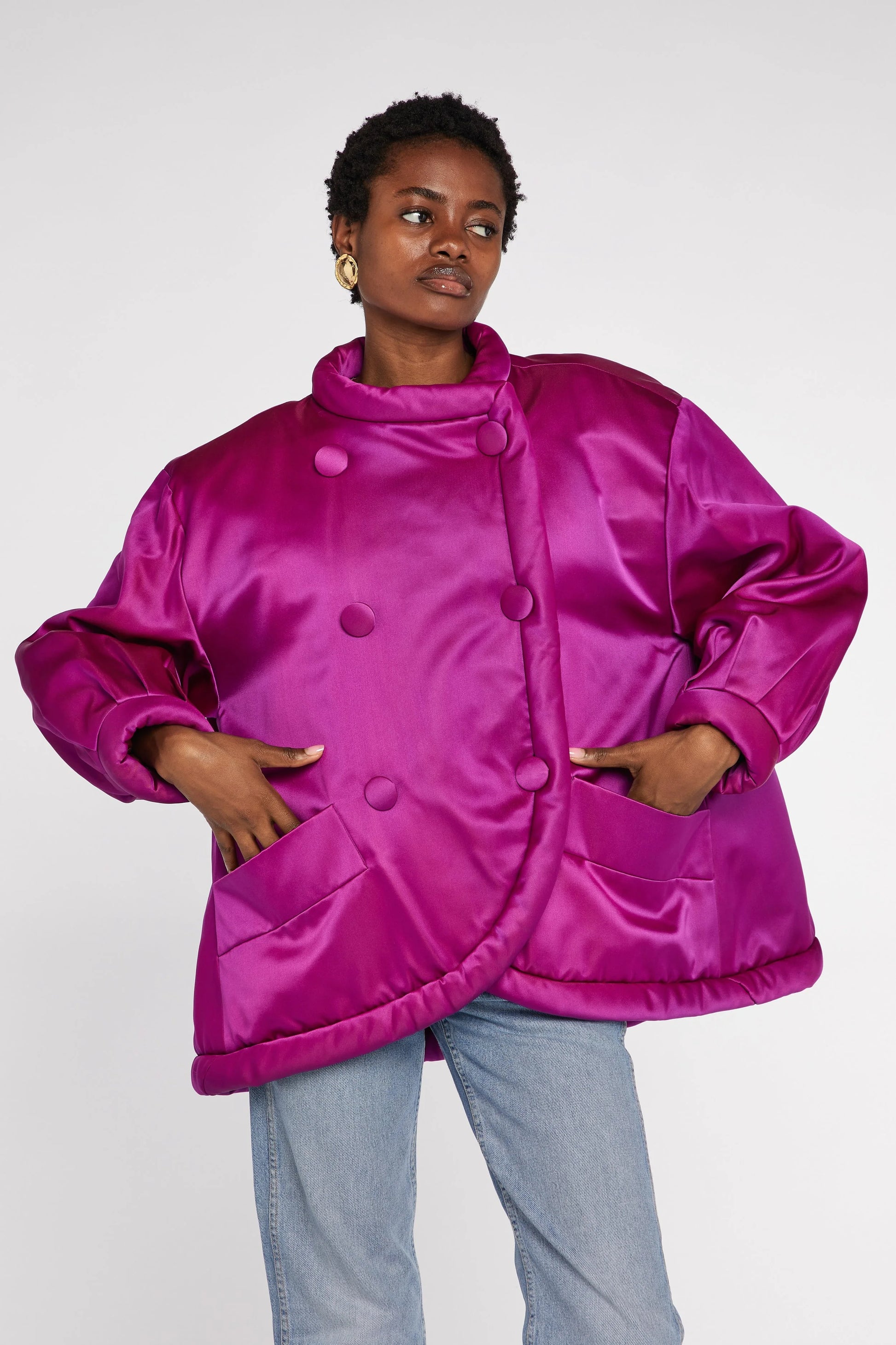 https://images.squarespace-cdn.com/content/v1/647deca2e9dd1d6177bd43cb/11bba52c-d2cc-4500-8c9b-d7e4671b2534/YSL+Fuchsia+COAT_+2-2.jpg
