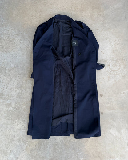 Yohji Yamamoto AW04 Trench Mac Coat – L-on a concrete background