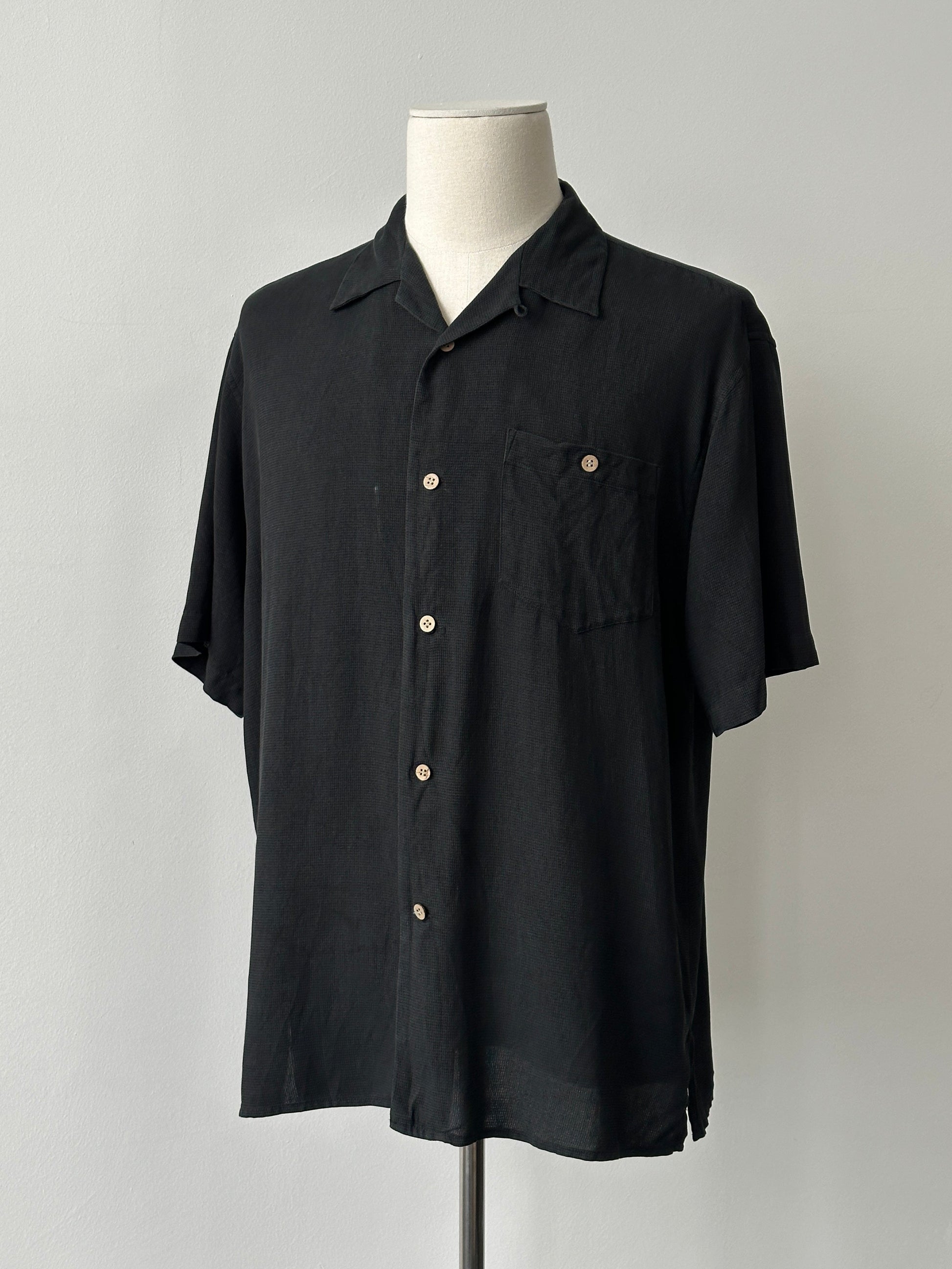 Vintage 1990s Pure Silk Short Sleeve Shirt - L