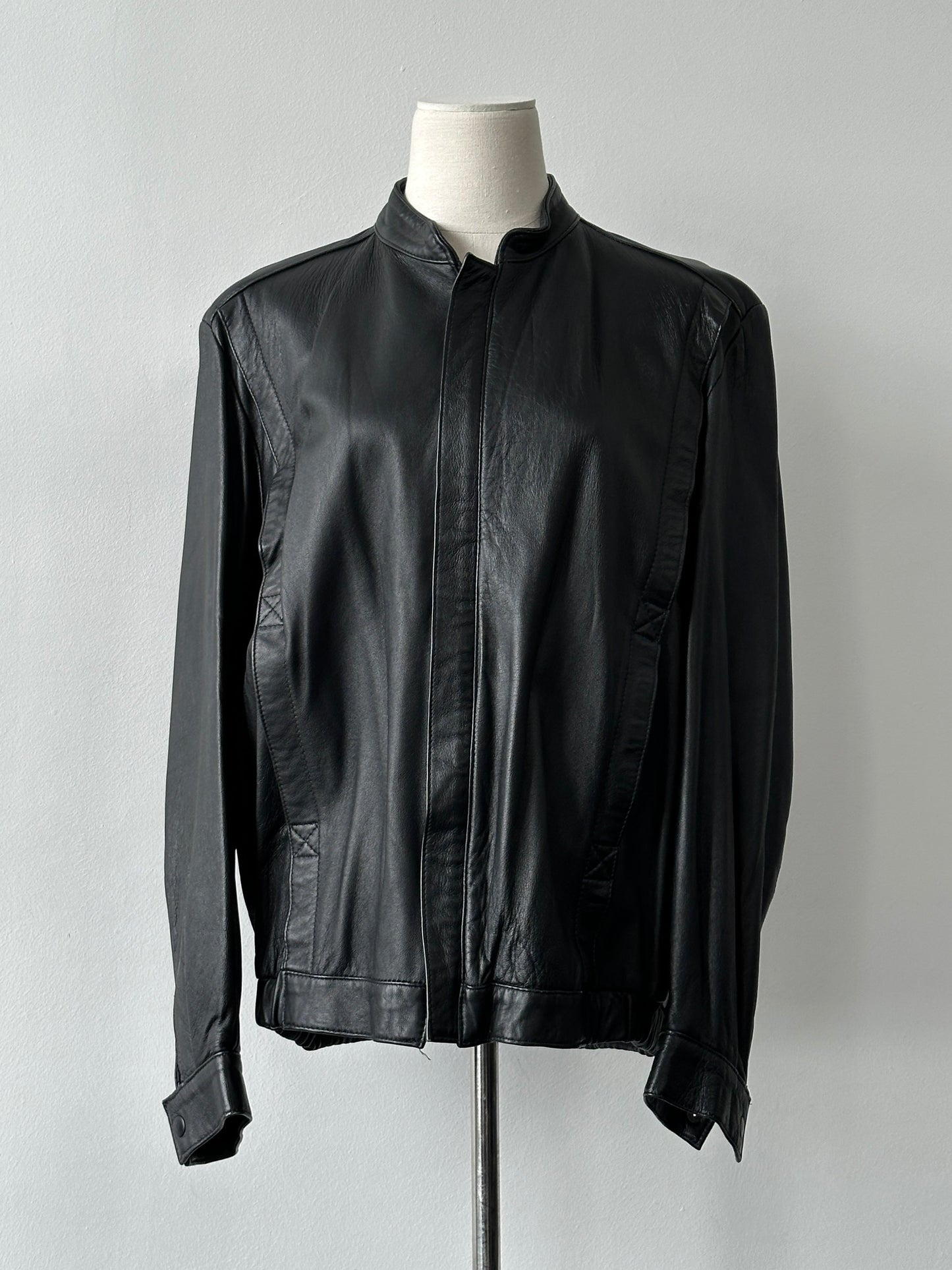 British Vintage 1990s Concealed Placket Leather Bomber Jacket - L