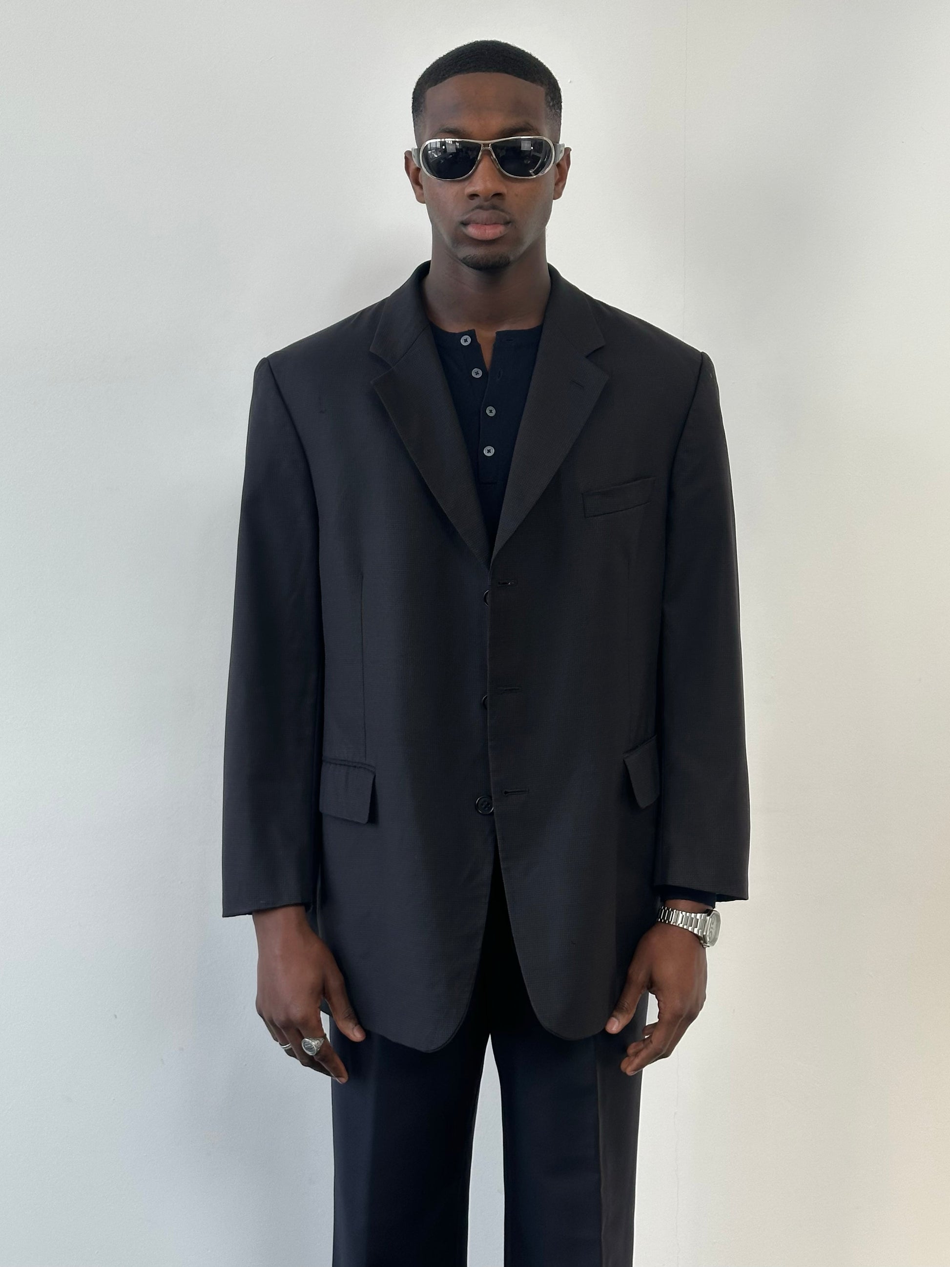 Yves Saint Laurent Pour Homme 1990s pure wool high neck blazer in size 48R, tailored with a classic collar and sleek design