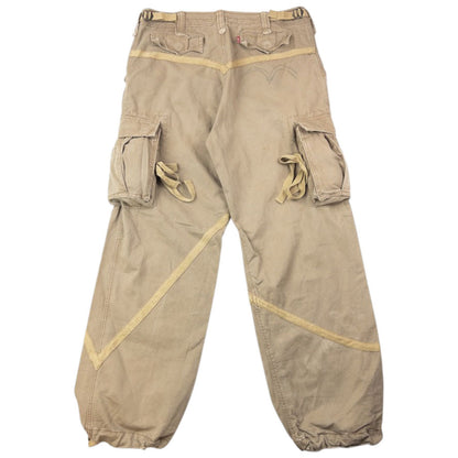 Vintage Levi's Cargo Trousers Size W35 | W35, Beige