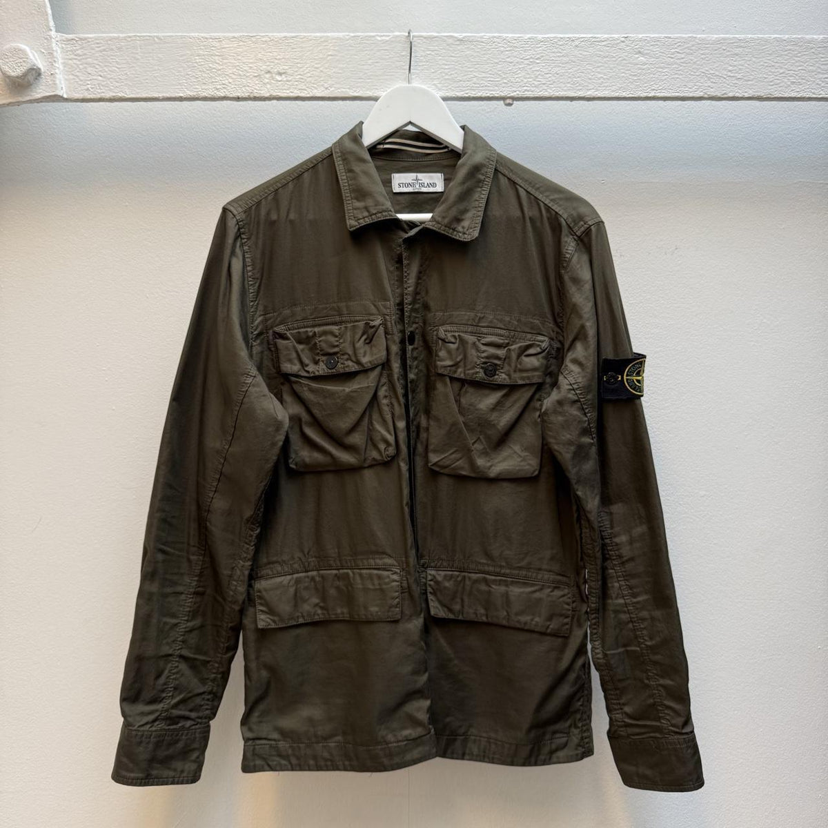Stone Island Multi-Pocket Military Overshirt – Olive Green (M) | Medium, Multicoloured