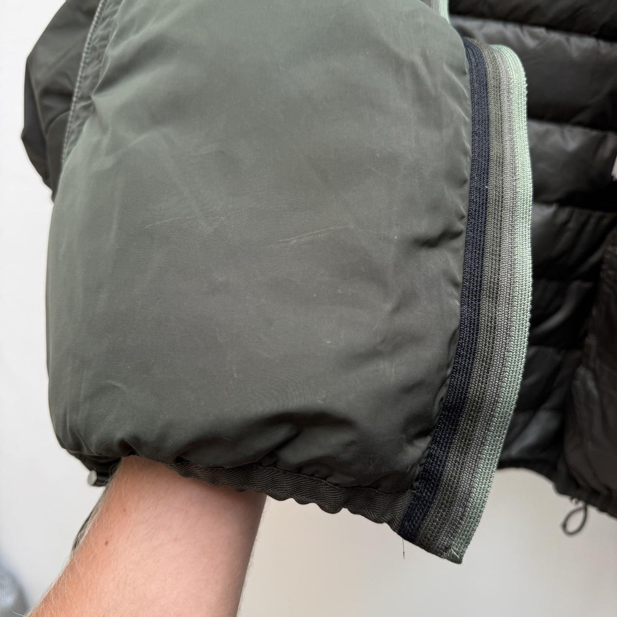 Moncler ‘Nash’ Puffer Jacket (L) | Large, Green
