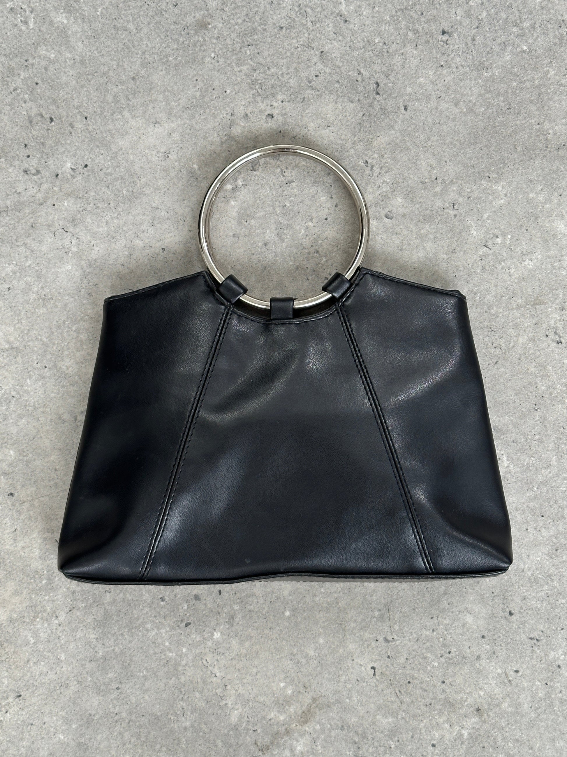 Vintage 2000s Minimal Ring Hand Bag