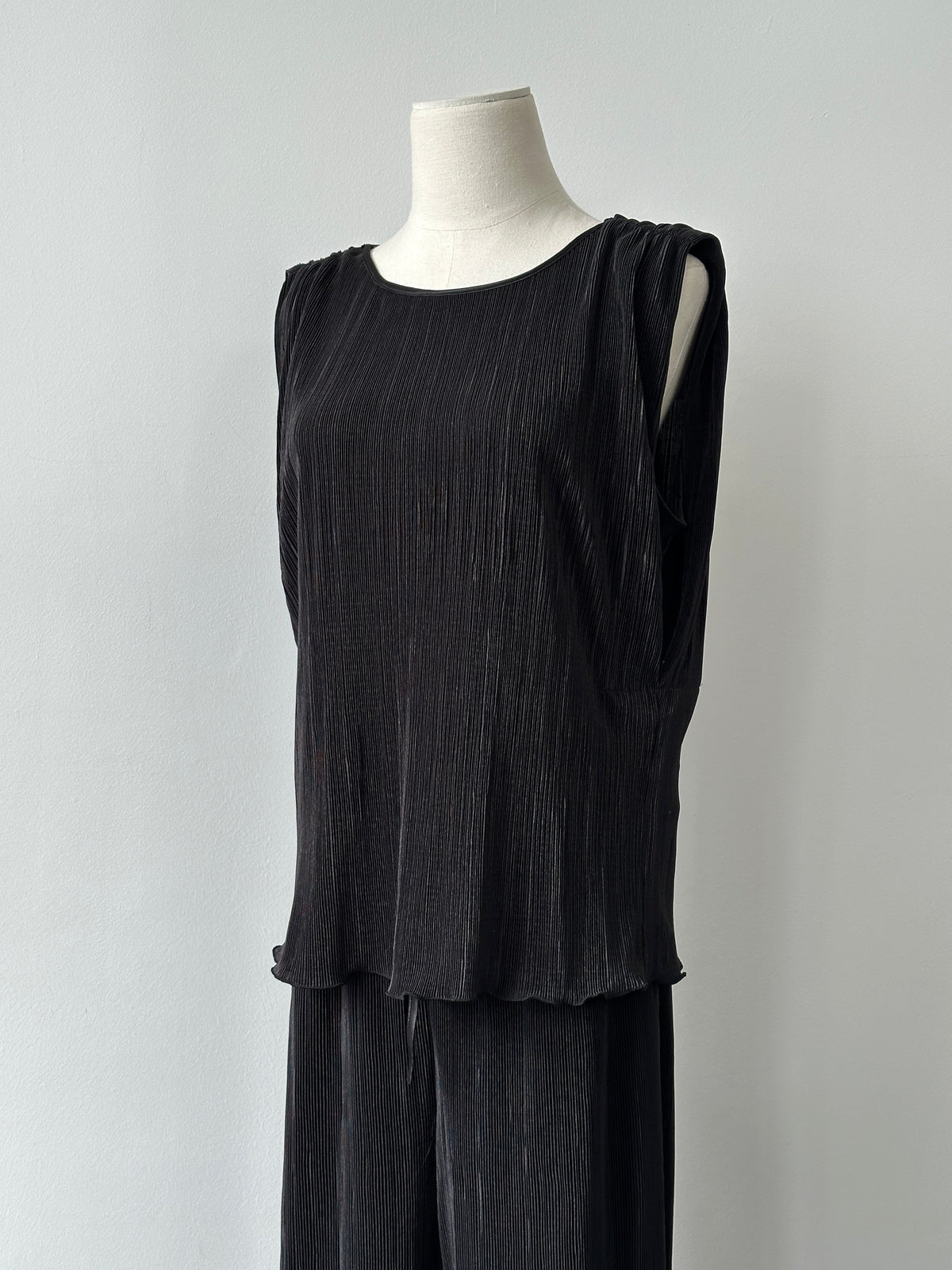 DKNY 2000s Pleated Wide Leg Two Piece Set - M/W28