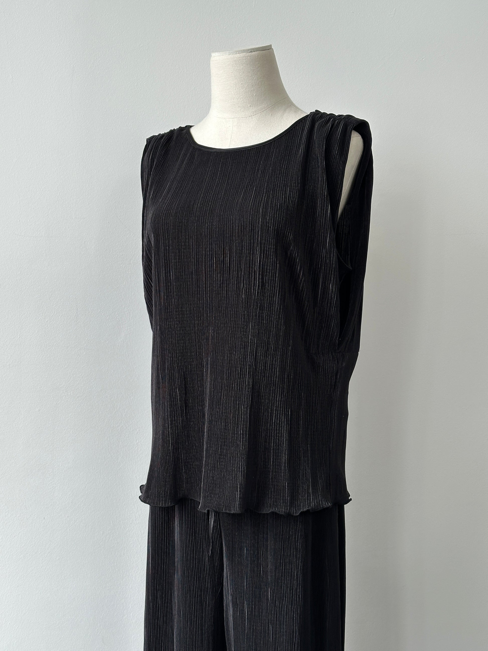 DKNY 2000s Pleated Wide Leg Two Piece Set - M/W28