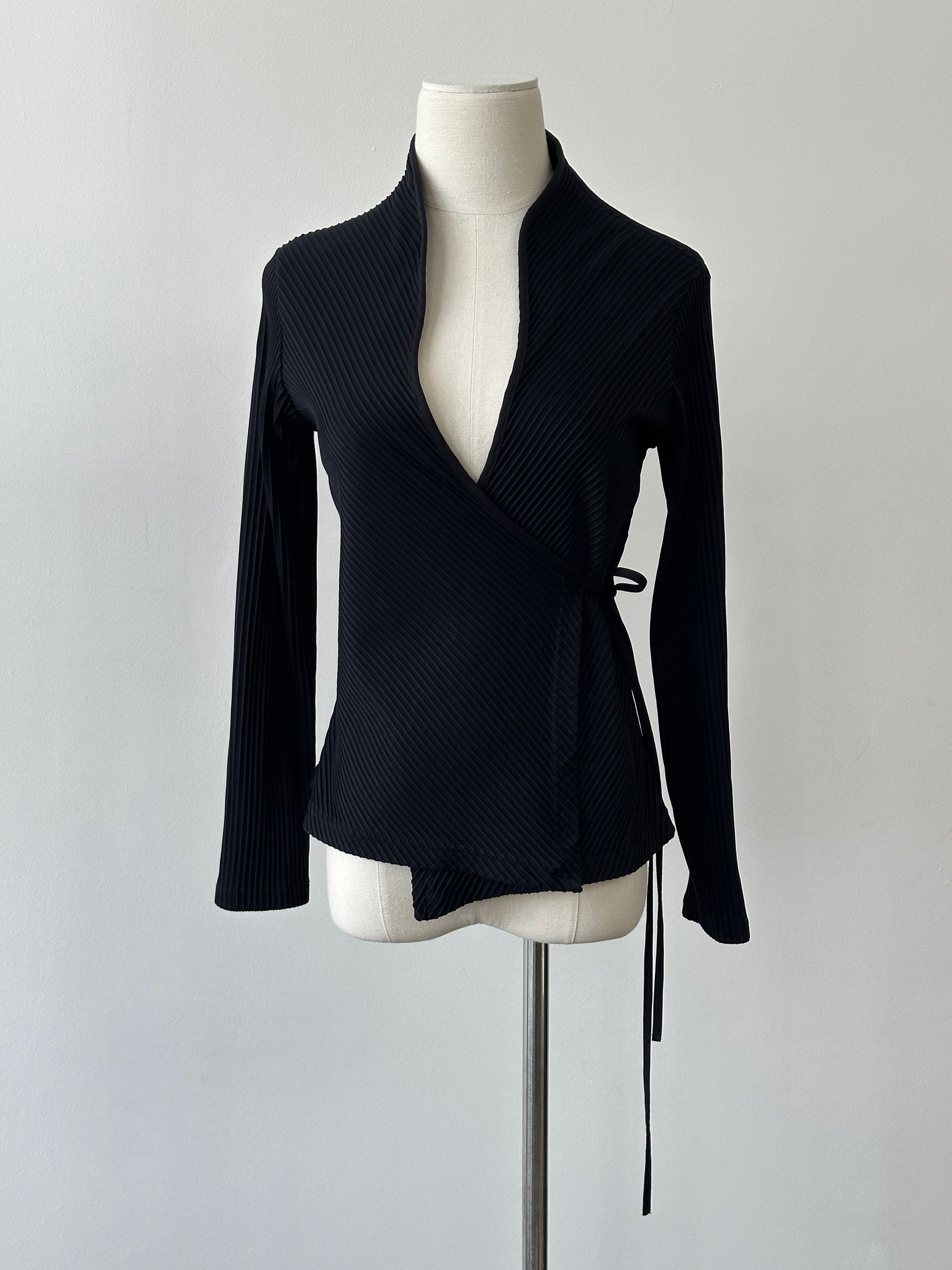 Anna Fontaine 2000s Ribbed Wrap Top - S