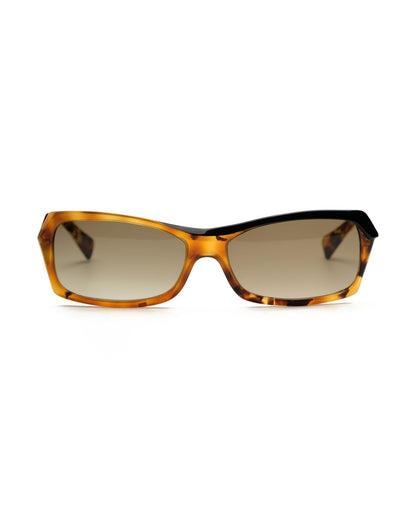 https://cdn.shopify.com/s/files/1/0818/5459/5398/files/alain-mikli-alain-mikli-asymmetrical-sunglasses-vintage-su475-8124903.jpg?v=1778953733