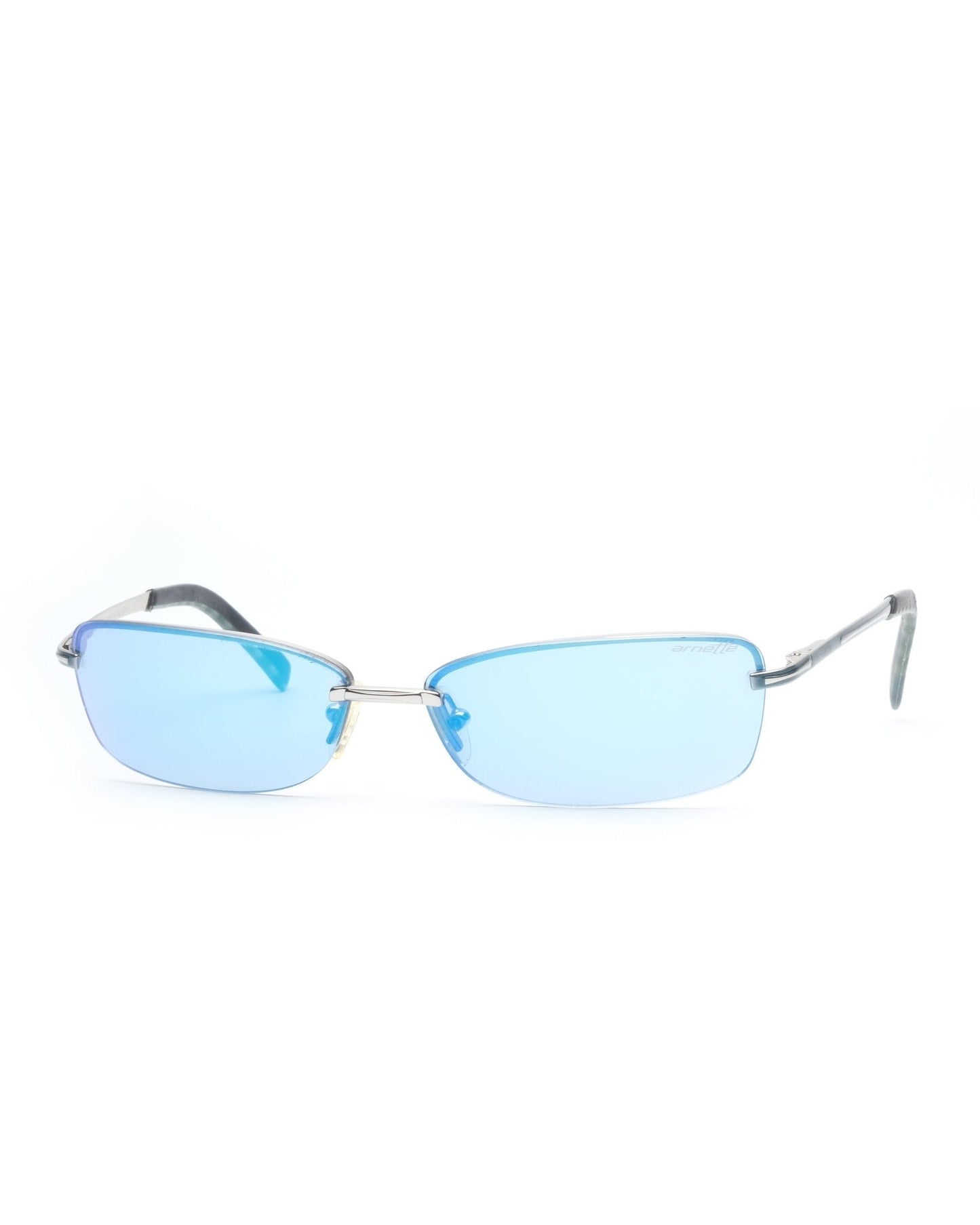 https://cdn.shopify.com/s/files/1/0818/5459/5398/files/arnette-sunglasses-927159.jpg?v=1749591708