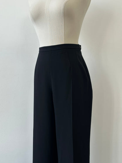 Max Mara 1990s pure wool straight-leg trousers in size W28, showcasing classic tailored design and neutral fabric.