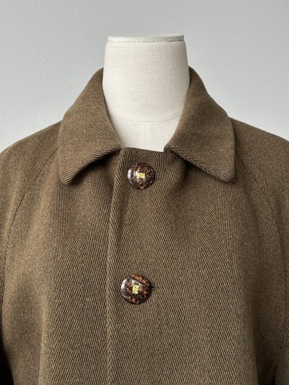 Vintage Italian 1990s wool herringbone coat, single-breasted, size large, classic and stylish outerwear with timeless design.