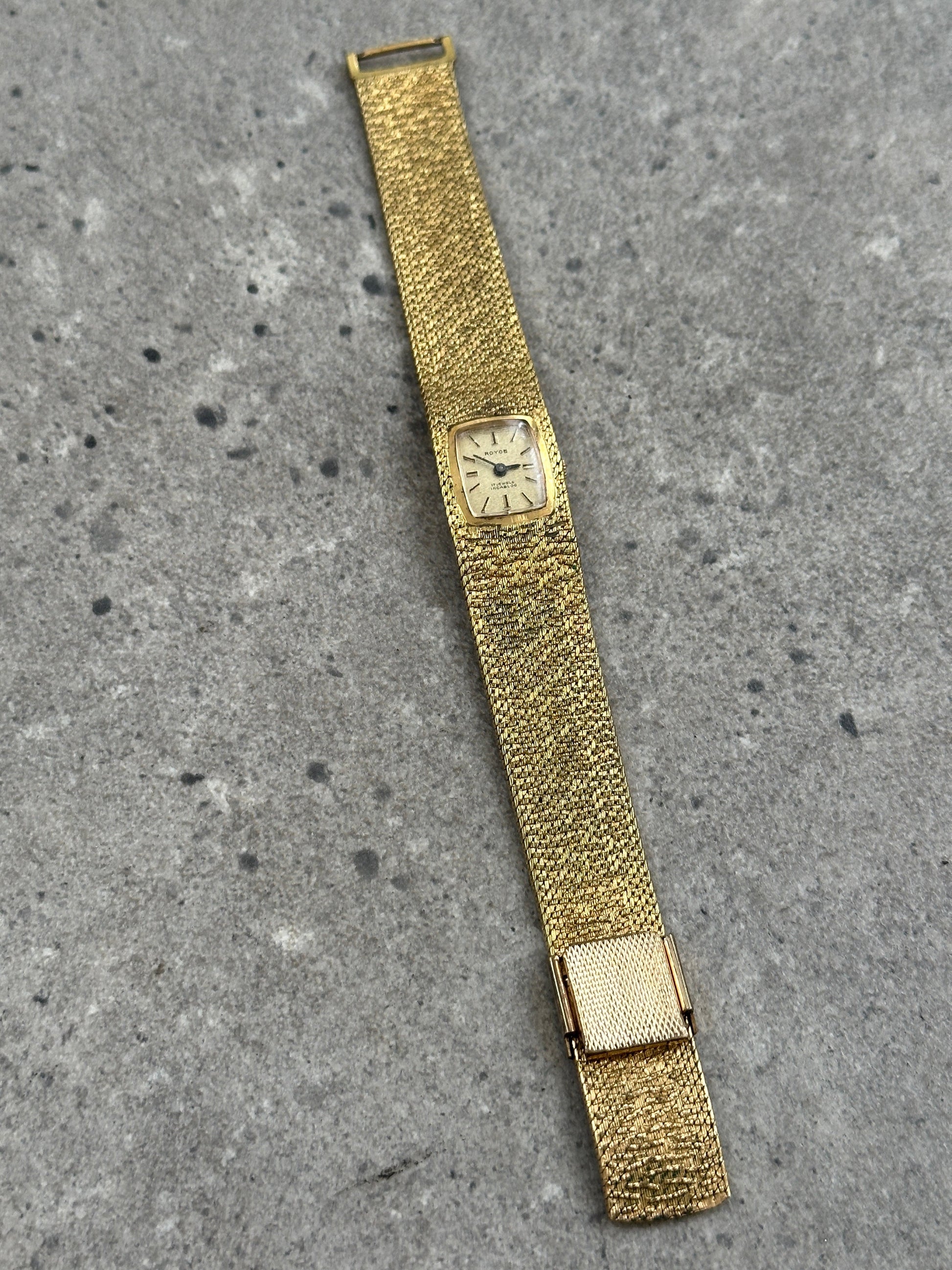Vintage Royce 1970s Swiss Gold Tone 17 Jewel Watch
