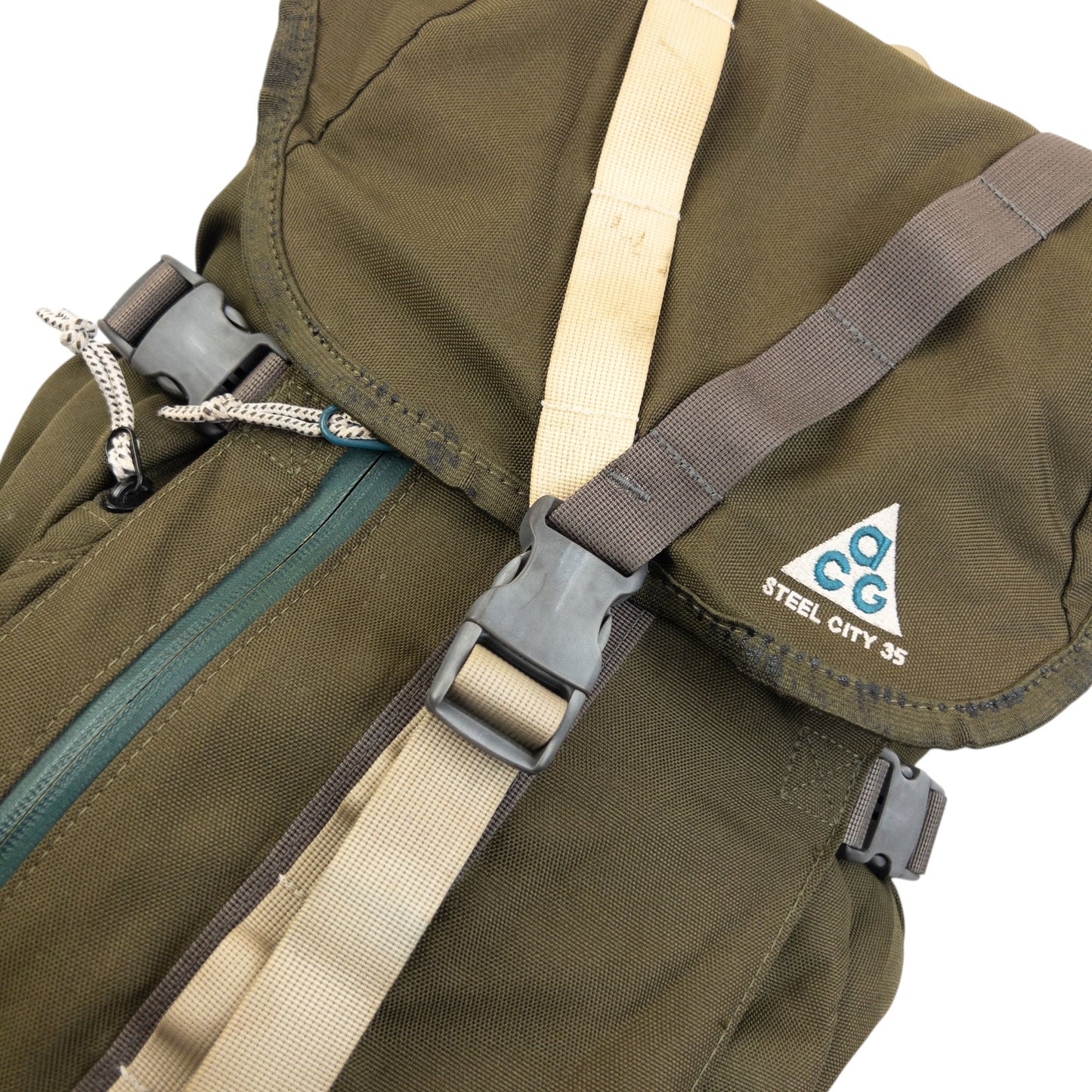 Vintage 2000s Nike ACG Steel City 35 Backpack | O/S, Multicoloured