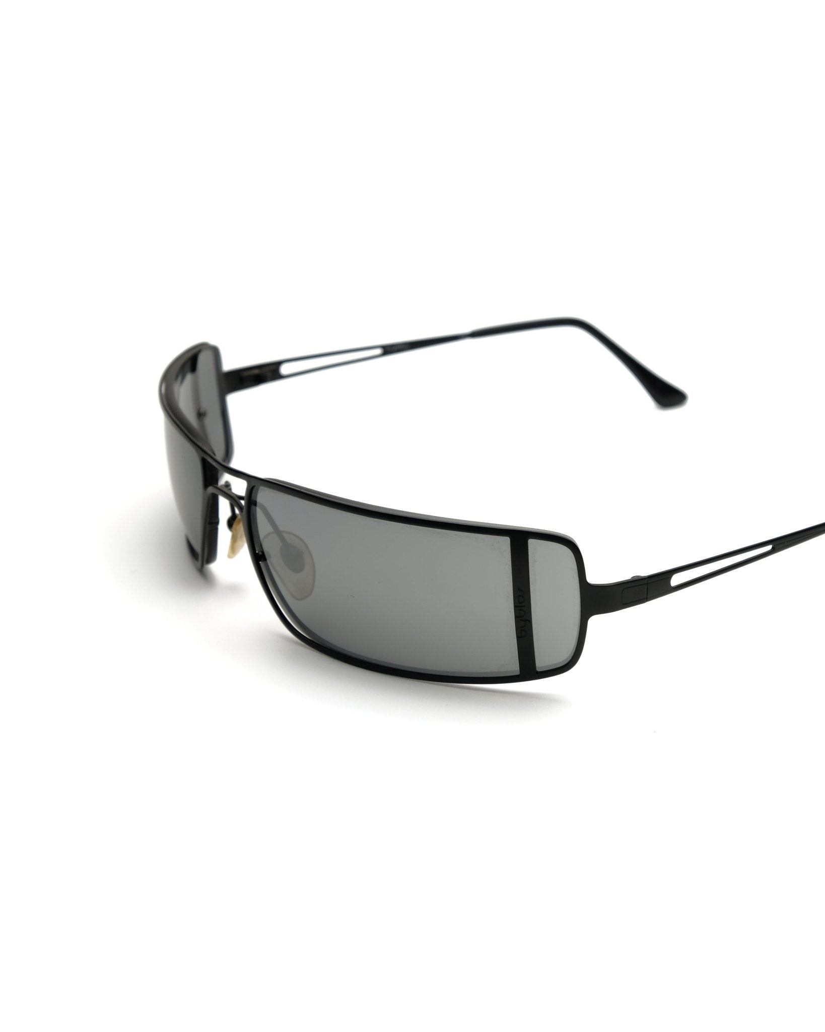 https://cdn.shopify.com/s/files/1/0818/5459/5398/files/byblos-byblos-sunglasses-vintage-su464-1843488.jpg?v=1778953775