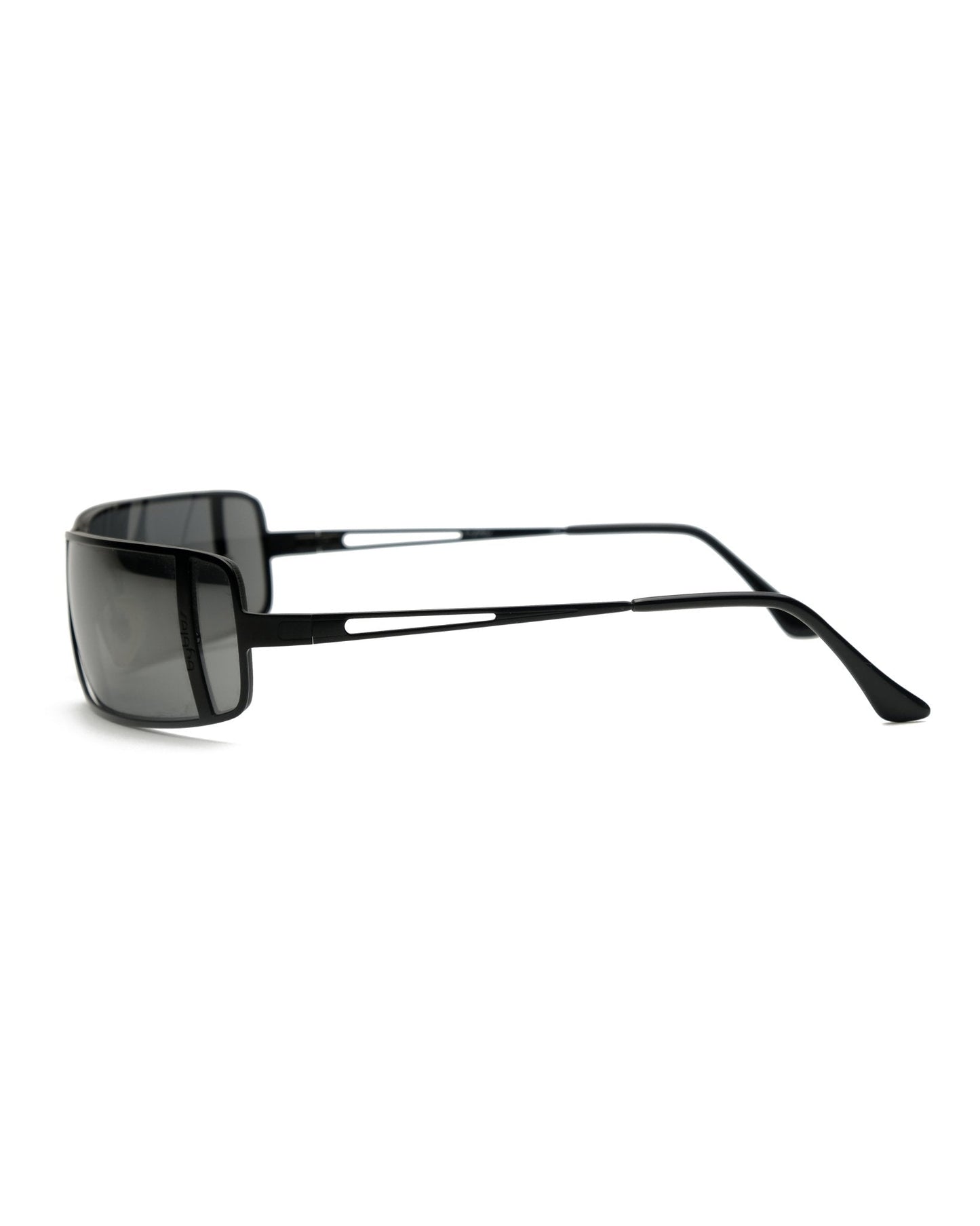 https://cdn.shopify.com/s/files/1/0818/5459/5398/files/byblos-byblos-sunglasses-vintage-su464-6370158.jpg?v=1778953774