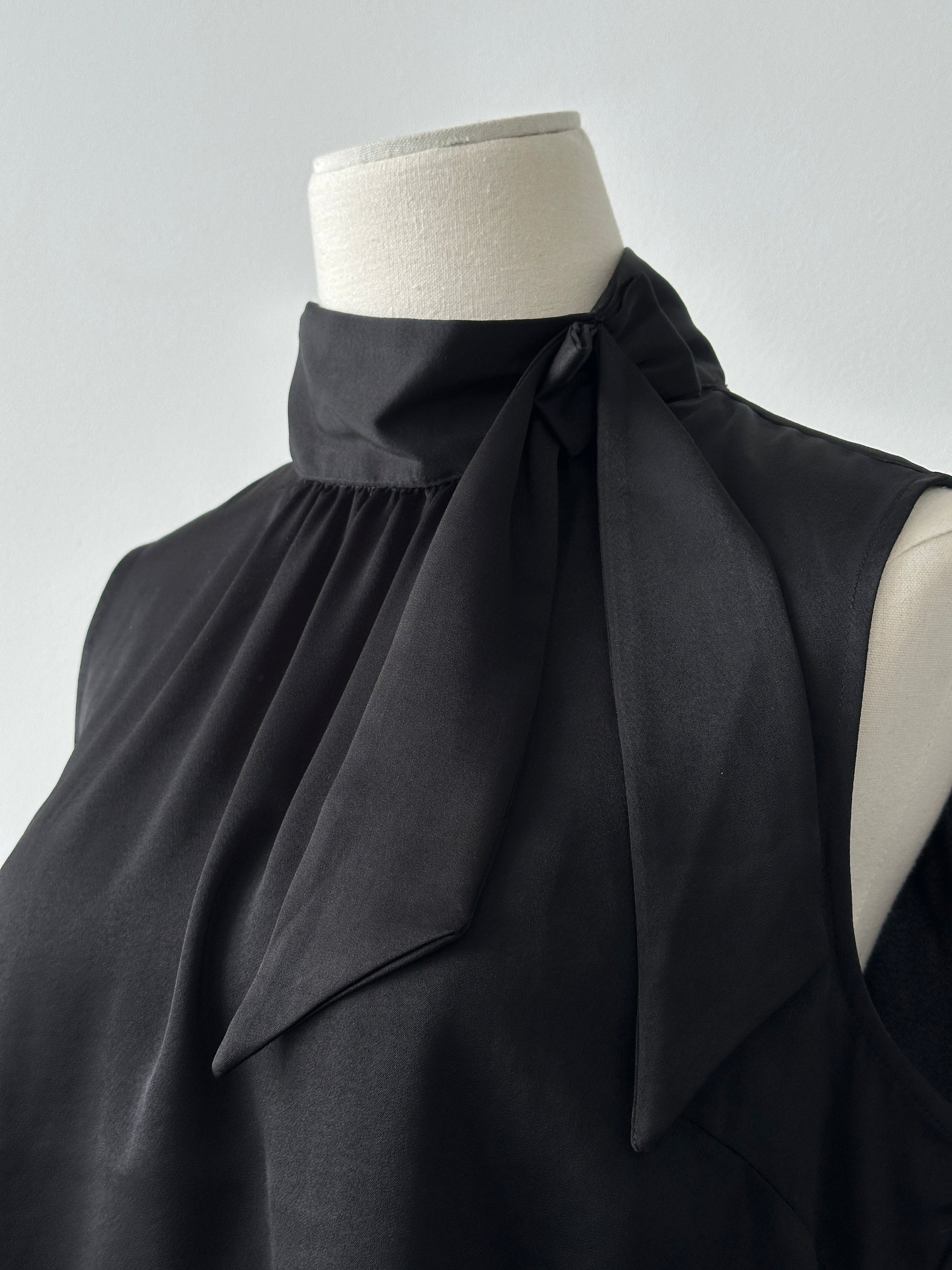 DKNY Satin Sleeveless Neck Tie Top - M-L