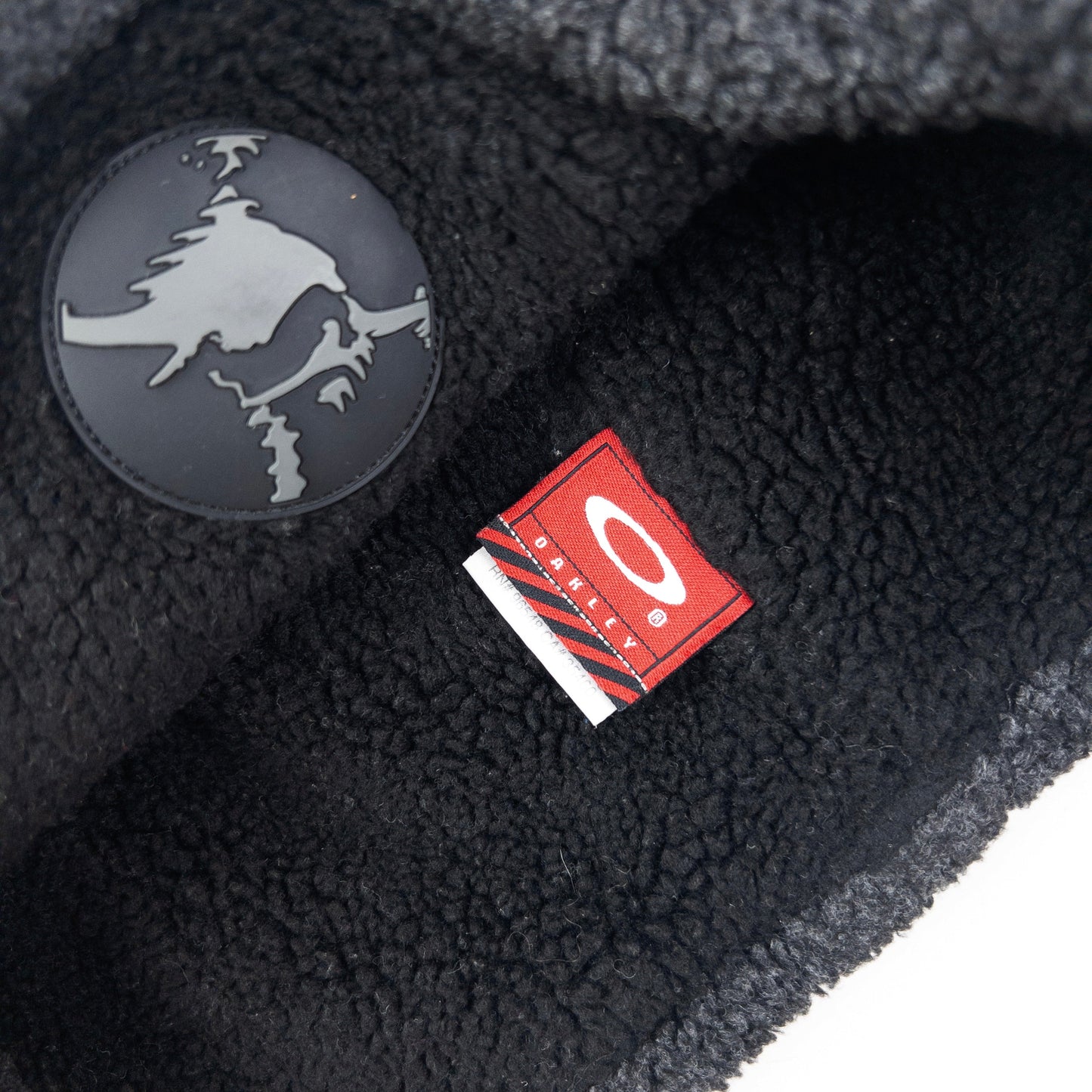 Vintage 90s Oakley Skull Moscow Fleece Trapper Hat