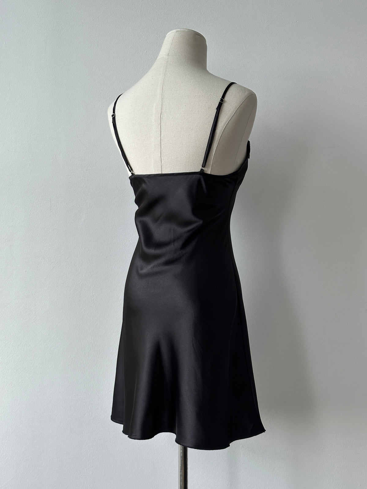 Vintage 2000s Satin Lace Sleevless Mini Slip Fitted Dress - XS