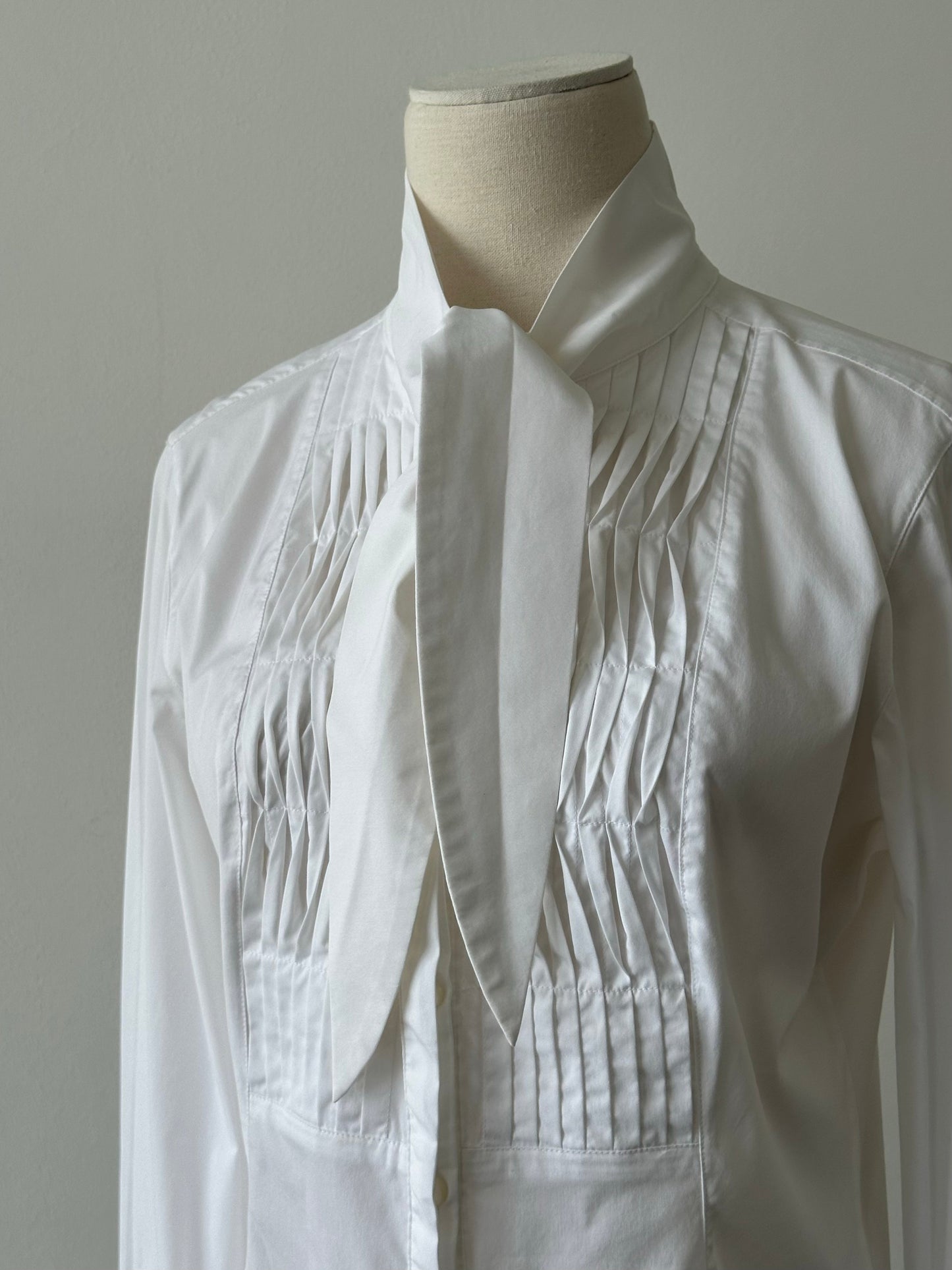 Max Mara 2000s Cotton Pussy Bow Tuxedo Shirt - S