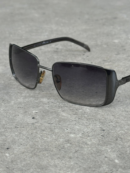 Gucci 2000s Rectangular Logo Sunglasses