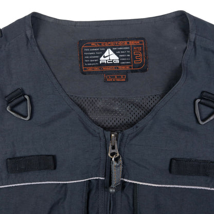 Vintage Nike ACG Cargo Vest Gilet Size L