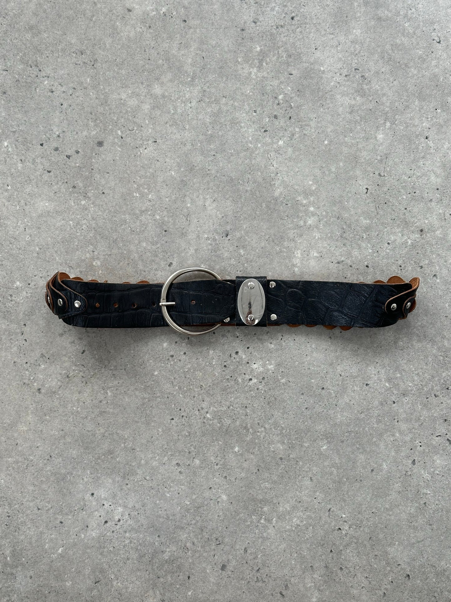 French Vintage 1990s Leather Belt - W28-33