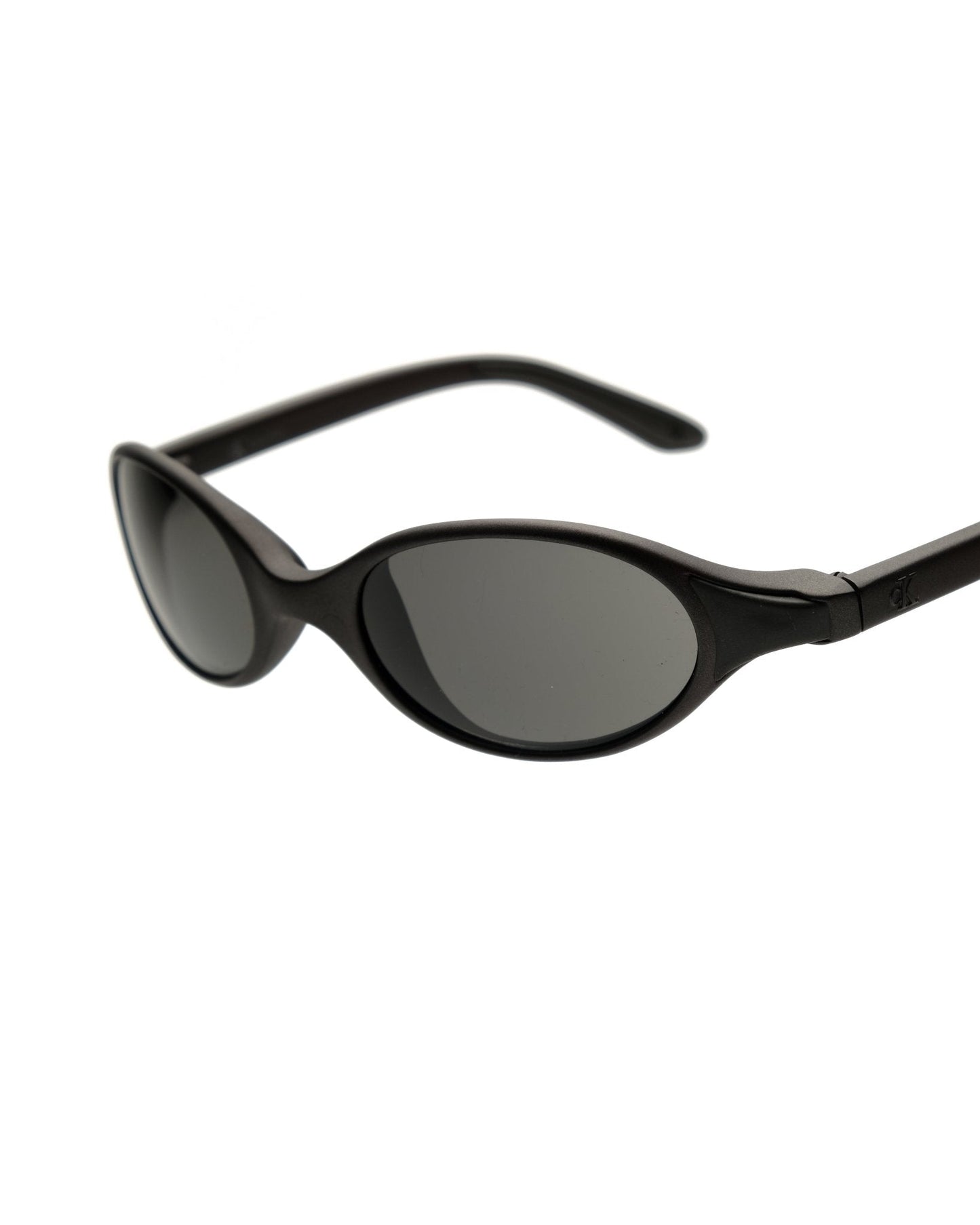 https://cdn.shopify.com/s/files/1/0818/5459/5398/files/calvin-klein-calvin-klein-sunglasses-vintage-su460-6907814.jpg?v=1778953779