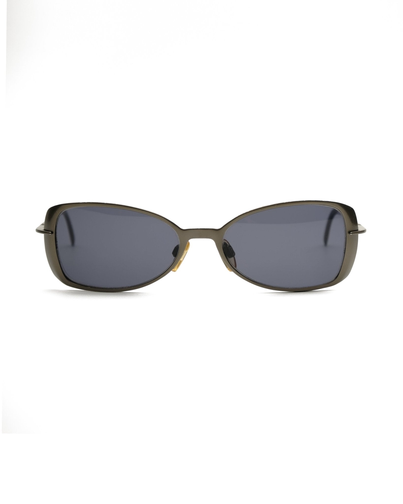 https://cdn.shopify.com/s/files/1/0818/5459/5398/files/carolina-herrera-carolina-herrera-sunglasses-vintage-su491-4696068.jpg?v=1778953722