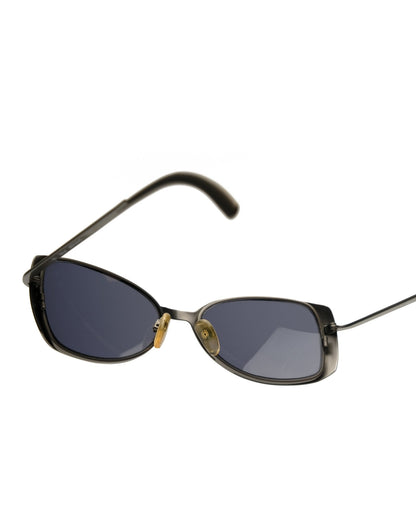 https://cdn.shopify.com/s/files/1/0818/5459/5398/files/carolina-herrera-carolina-herrera-sunglasses-vintage-su491-8764805.jpg?v=1778953722
