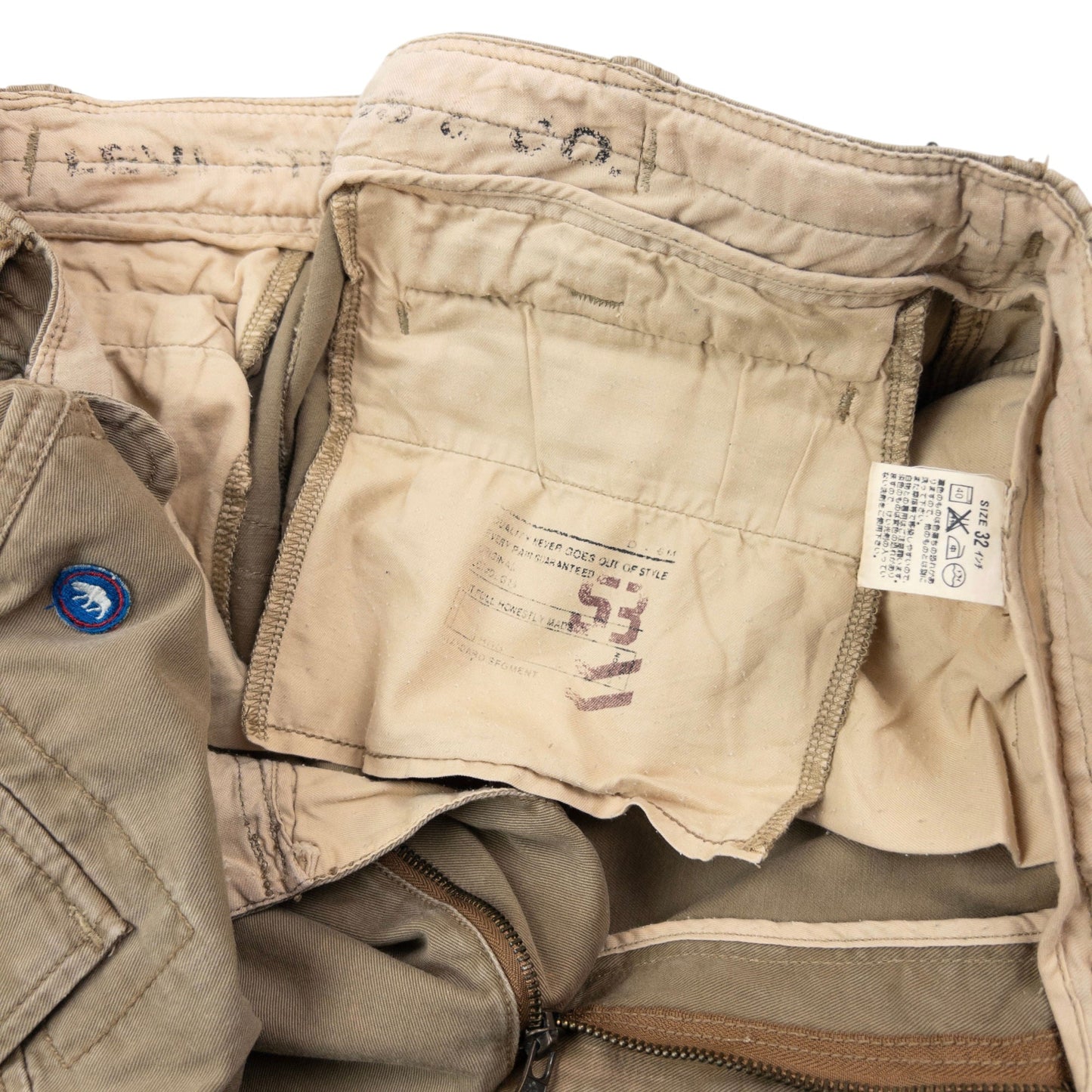 Vintage Levi's Cargo Trousers Size W35 | W35, Beige