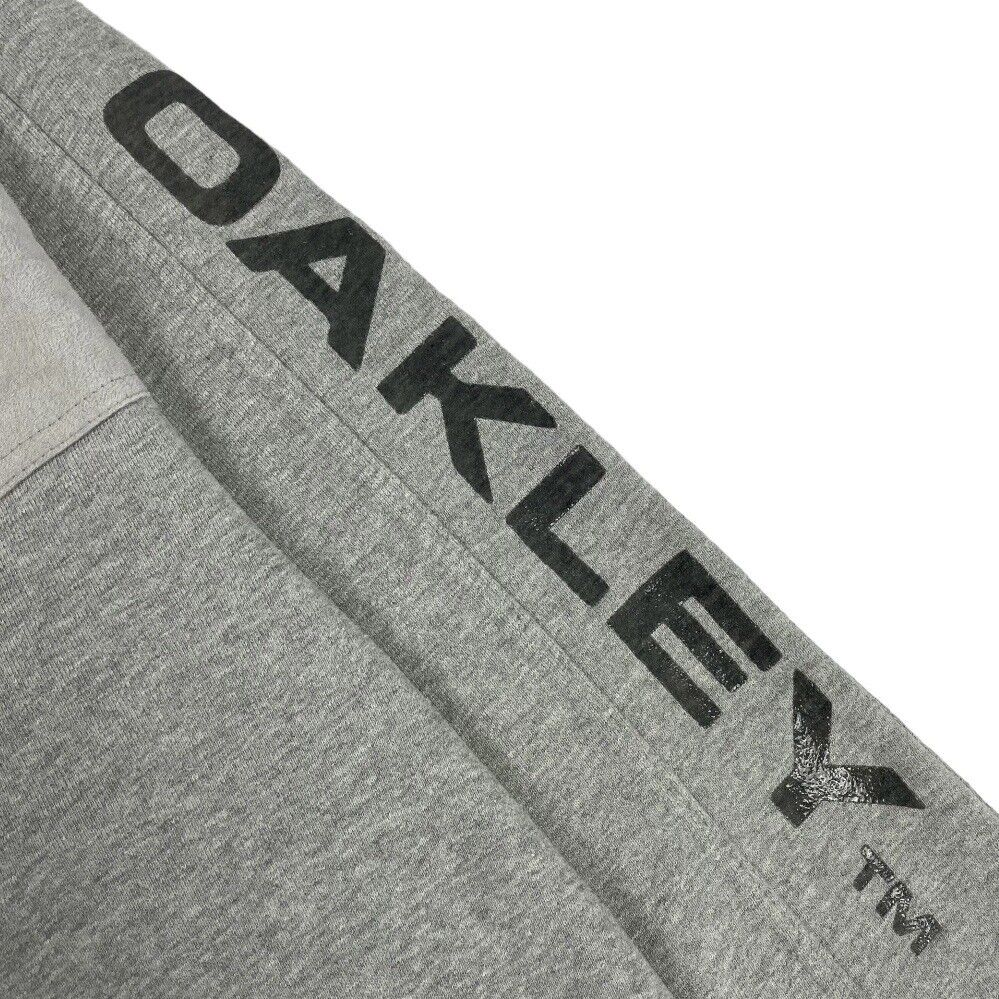 Vintage Oakley Software Sweatshirt, Size XL | Oakley, Grey
