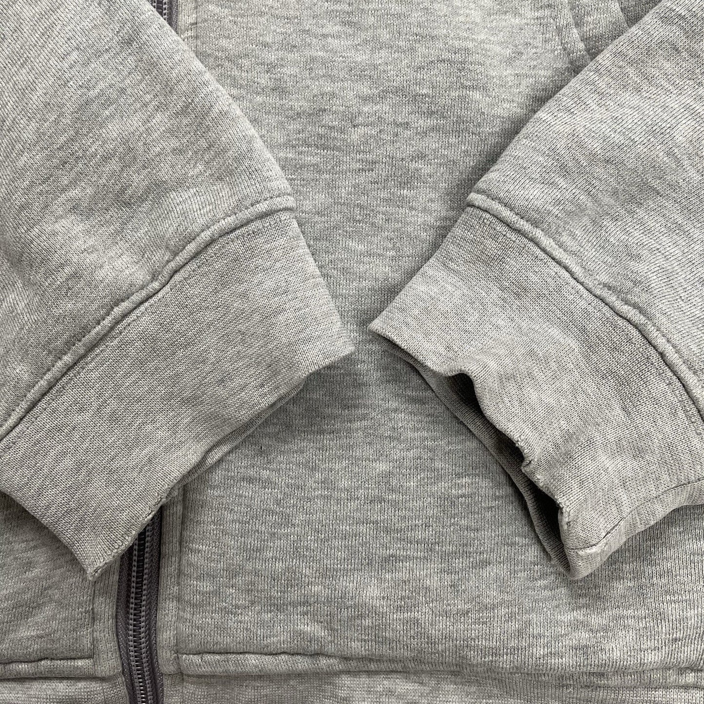Vintage Oakley Hoodie, Size Medium | Oakley, Grey