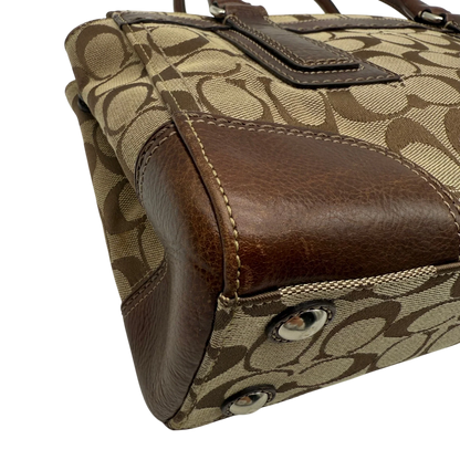 https://cdn.shopify.com/s/files/1/0564/9376/8855/files/coach-handtasche-tote-signature-beige-braun-large-canvas-vintage-y2k-look29.webp?v=1777462769