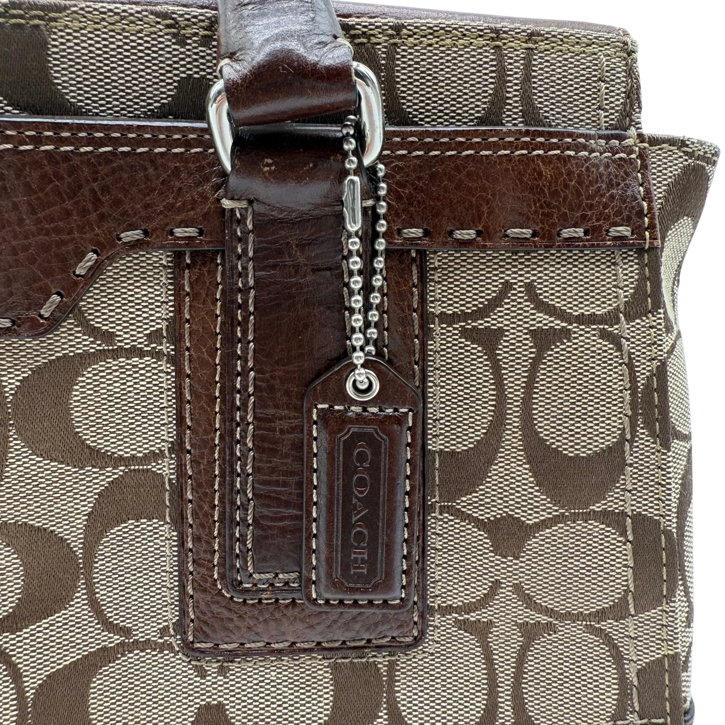 https://cdn.shopify.com/s/files/1/0564/9376/8855/files/coach-handtasche-tote-signature-beige-braun-large-canvas-vintage-y2k-look32.webp?v=1777462770
