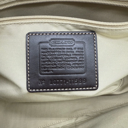 https://cdn.shopify.com/s/files/1/0564/9376/8855/files/coach-handtasche-tote-signature-beige-braun-large-canvas-vintage-y2k-look40.webp?v=1777462770