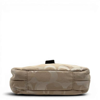 https://cdn.shopify.com/s/files/1/0564/9376/8855/files/coach-shopper-signature-beige-premium-handbag-chic-canvas-logo-style46.webp?v=1777464009