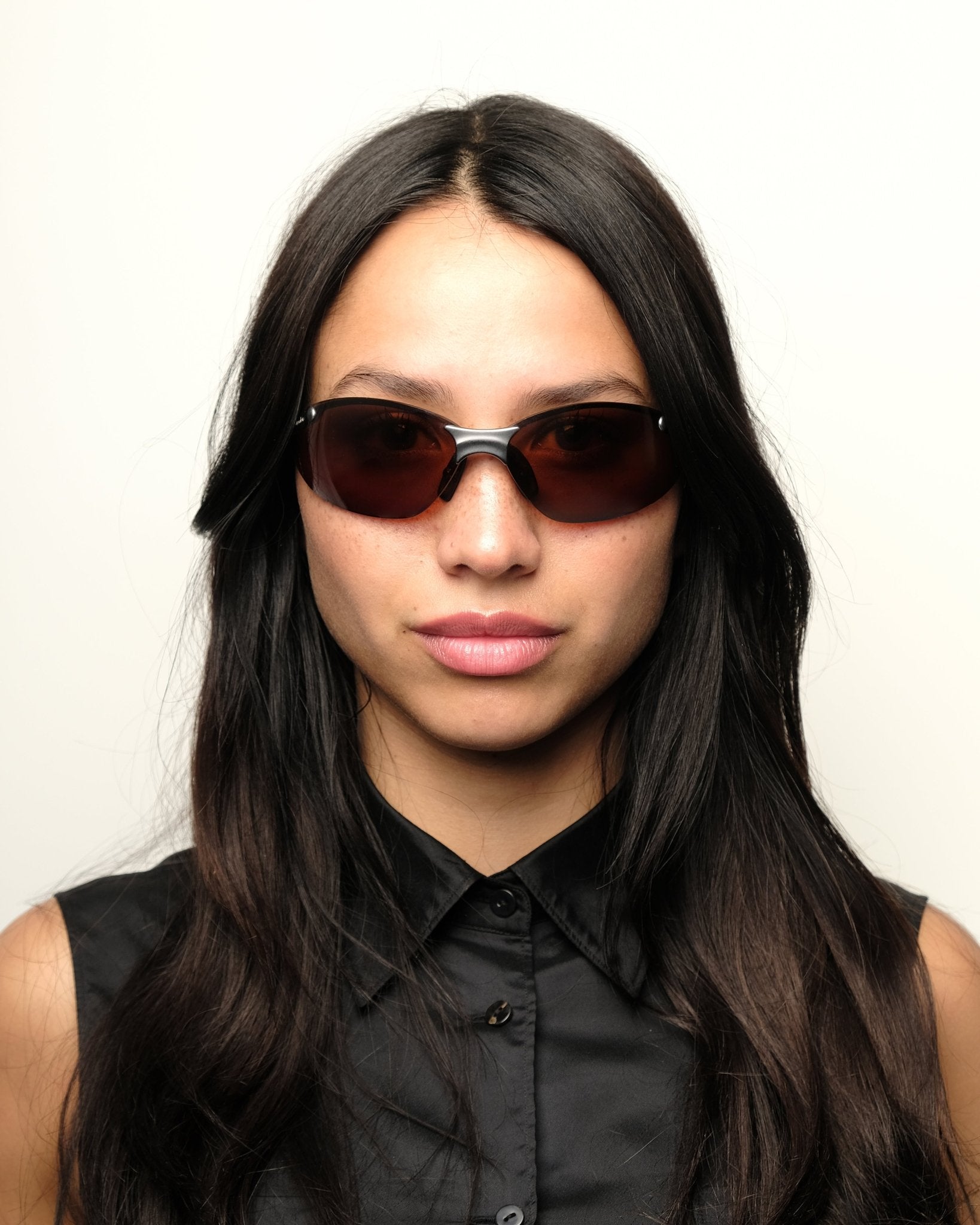 https://cdn.shopify.com/s/files/1/0818/5459/5398/files/columbia-columbia-sunglasses-vintage-su465-1851647.jpg?v=1778953751