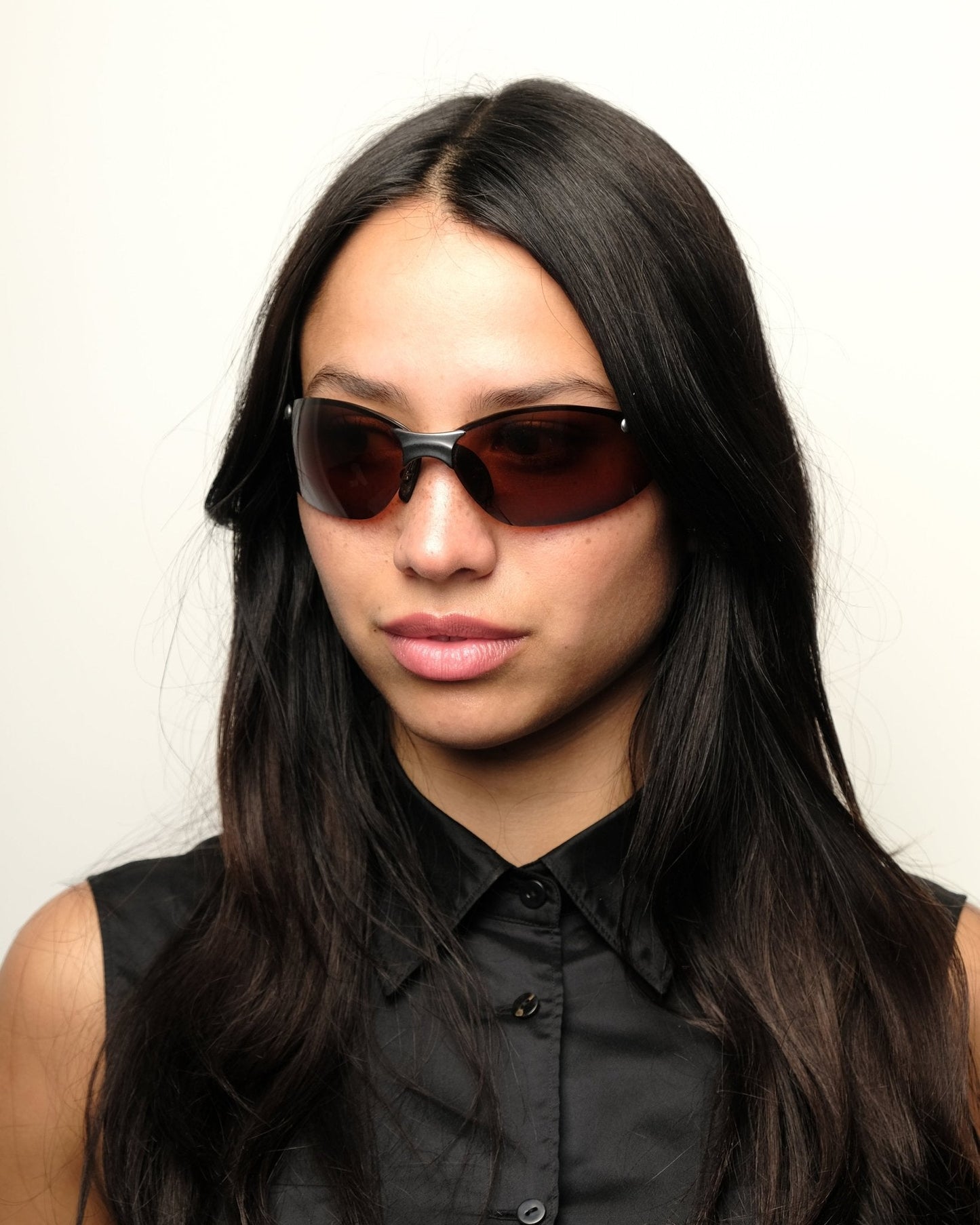 https://cdn.shopify.com/s/files/1/0818/5459/5398/files/columbia-columbia-sunglasses-vintage-su465-3138968.jpg?v=1778953751